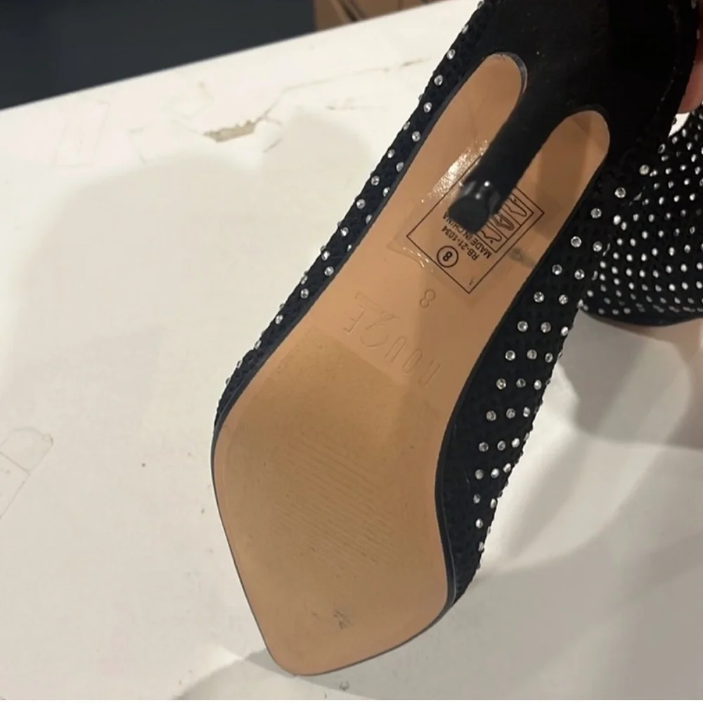 ✨NEW✨EXCEPTIONALLY BEAUTIFUL & SPARKLY RHINESTONE BOOTIES - Picture 6 of 6
